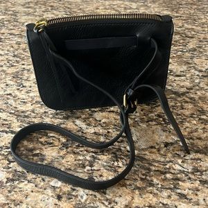 Elegant Black Leather Crossbody Bag